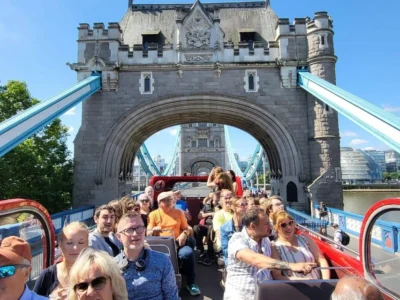 Guided Sightseeing Tour on a Vintage