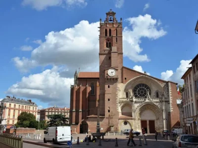 Private Walking Tour with a Local