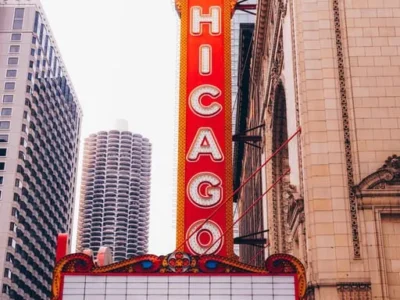 The Chicago Theatre Tour Experience