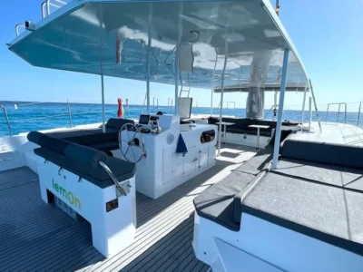 Calanques Catamaran Tour & Standup Paddle